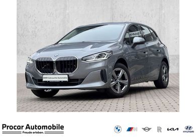 BMW 220, 2023