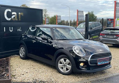MINI ONE, 2019