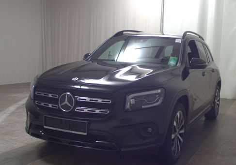 Mercedes-Benz GLB 200, 2021