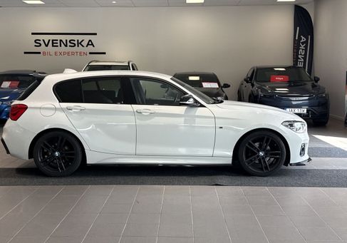 BMW 118, 2018