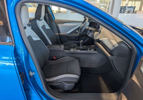 Opel Astra, 2023