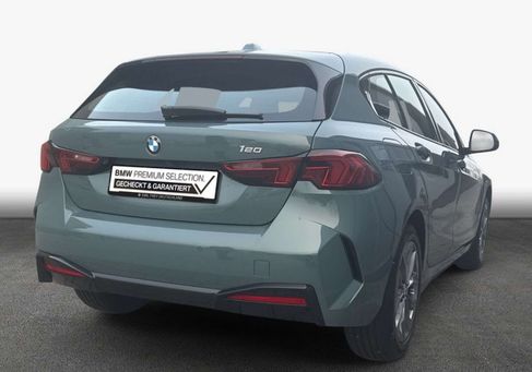 BMW 120, 2024