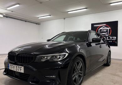 BMW 330, 2021