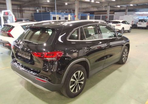 Mercedes-Benz GLA 250, 2022 3