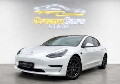 Tesla Model 3, 2022