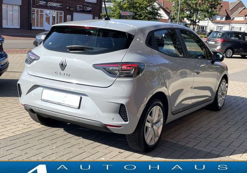 Renault Clio, 2025