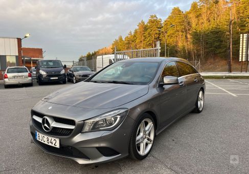 Mercedes-Benz CLA 200 Shooting Brake, 2015