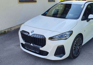 BMW 218, 2024