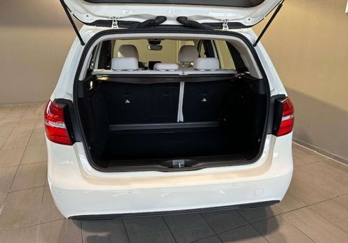 Mercedes-Benz B 180, 2018