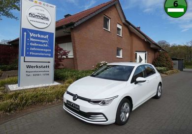 Volkswagen Golf, 2022