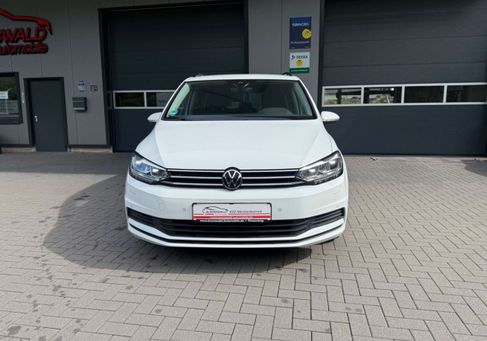 Volkswagen Touran, 2023 2