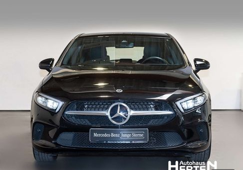 Mercedes-Benz A 180, 2021