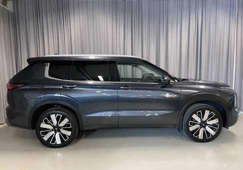 Mitsubishi, 2025