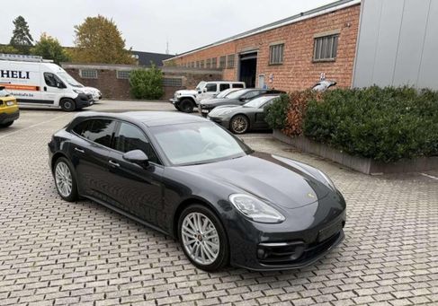 Porsche Panamera, 2023