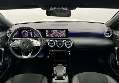 Mercedes-Benz CLA 250, 2021 3