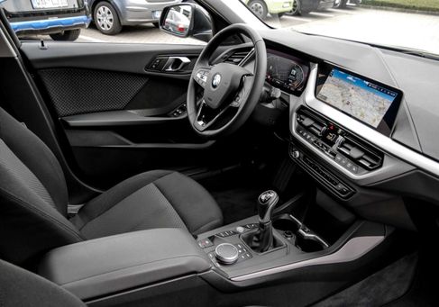 BMW 116, 2023