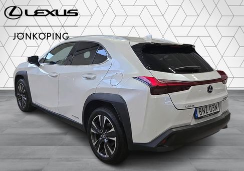 Lexus UX, 2020