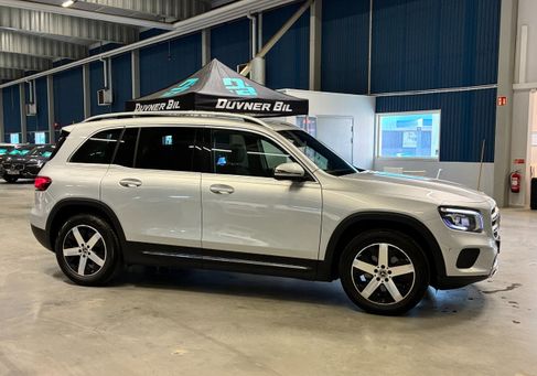 Mercedes-Benz GLB 180, 2023