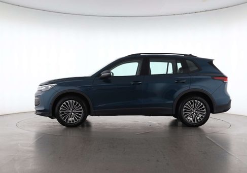 Volkswagen Tiguan, 2024 3