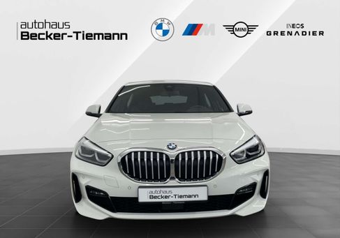 BMW 120, 2021