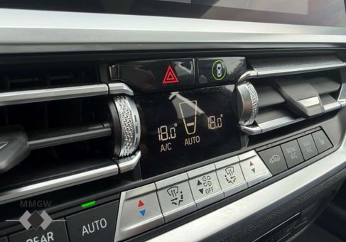 BMW 330, 2020