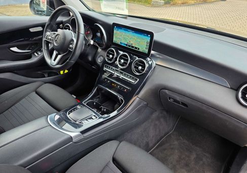 Mercedes-Benz GLC 220, 2022