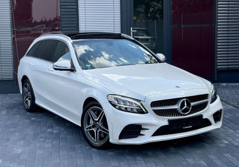 Mercedes-Benz C 300, 2020 3