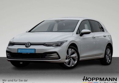 Volkswagen Golf, 2022