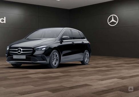 Mercedes-Benz B 180, 2021