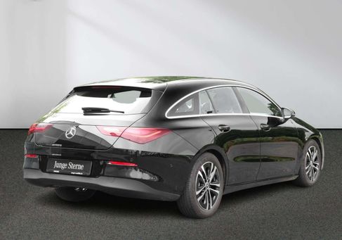 Mercedes-Benz CLA 200, 2025