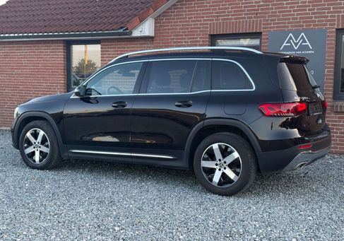 Mercedes-Benz GLB 200, 2022