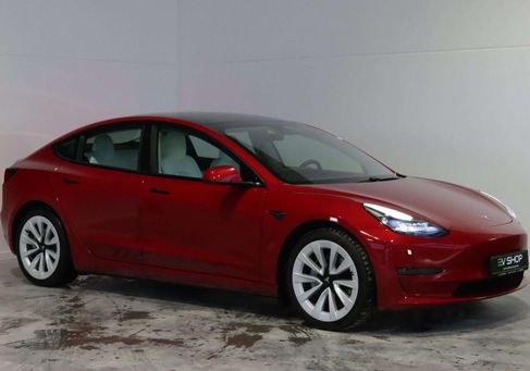 Tesla Model 3, 2021 2