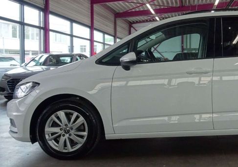 Volkswagen Touran, 2022