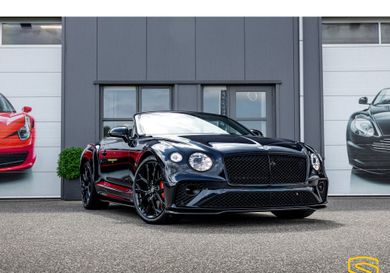 Bentley Continental GTC, 2023
