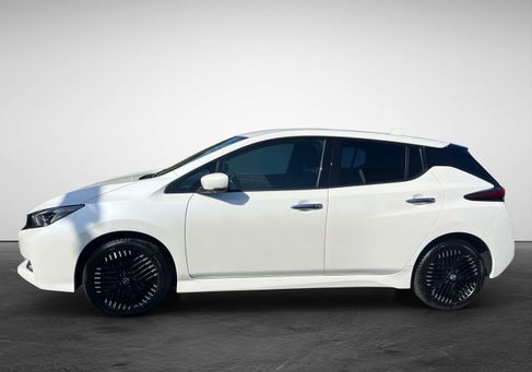 Nissan Leaf, 2023 3