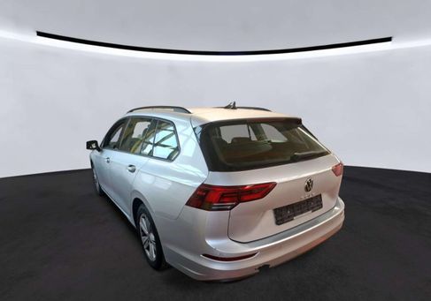 Volkswagen Golf, 2021 3