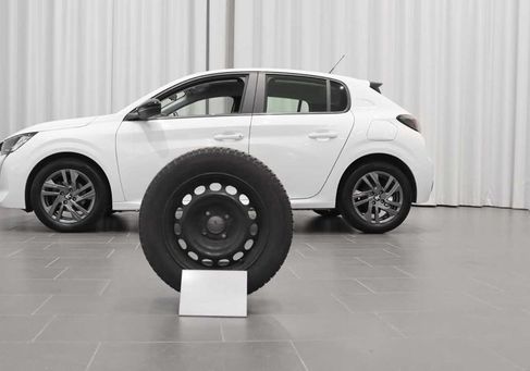 Peugeot 208, 2022