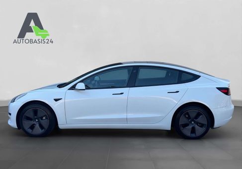 Tesla Model 3, 2023