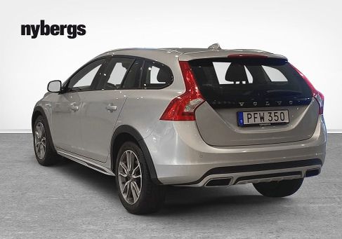 Volvo V60 Cross Country, 2017