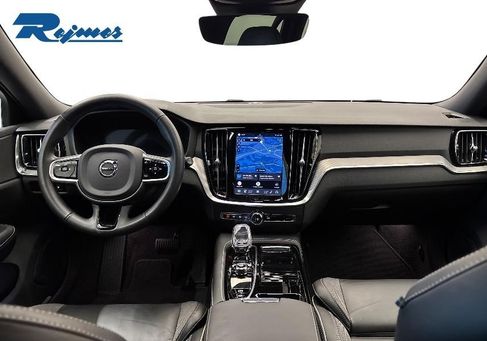 Volvo V60, 2025