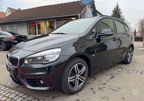 BMW 218, 2018