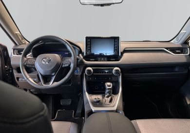 Toyota RAV 4, 2021