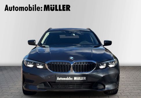 BMW 318, 2020 3