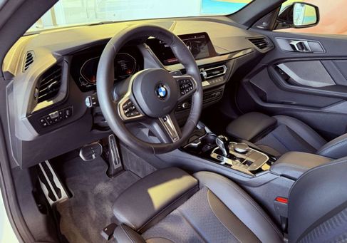 BMW 218, 2024 3