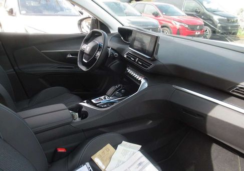 Peugeot 3008, 2022