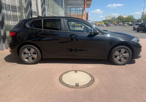 BMW 118, 2024