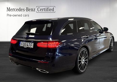 Mercedes-Benz E 220, 2022 3