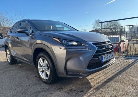 Lexus NX, 2017