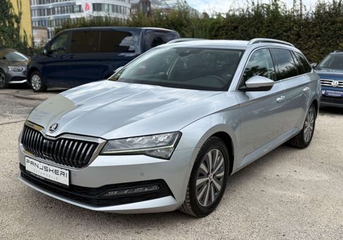 Skoda Superb, 2022 3