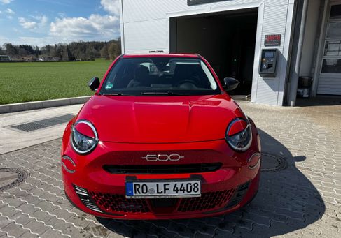 Fiat 600, 2024